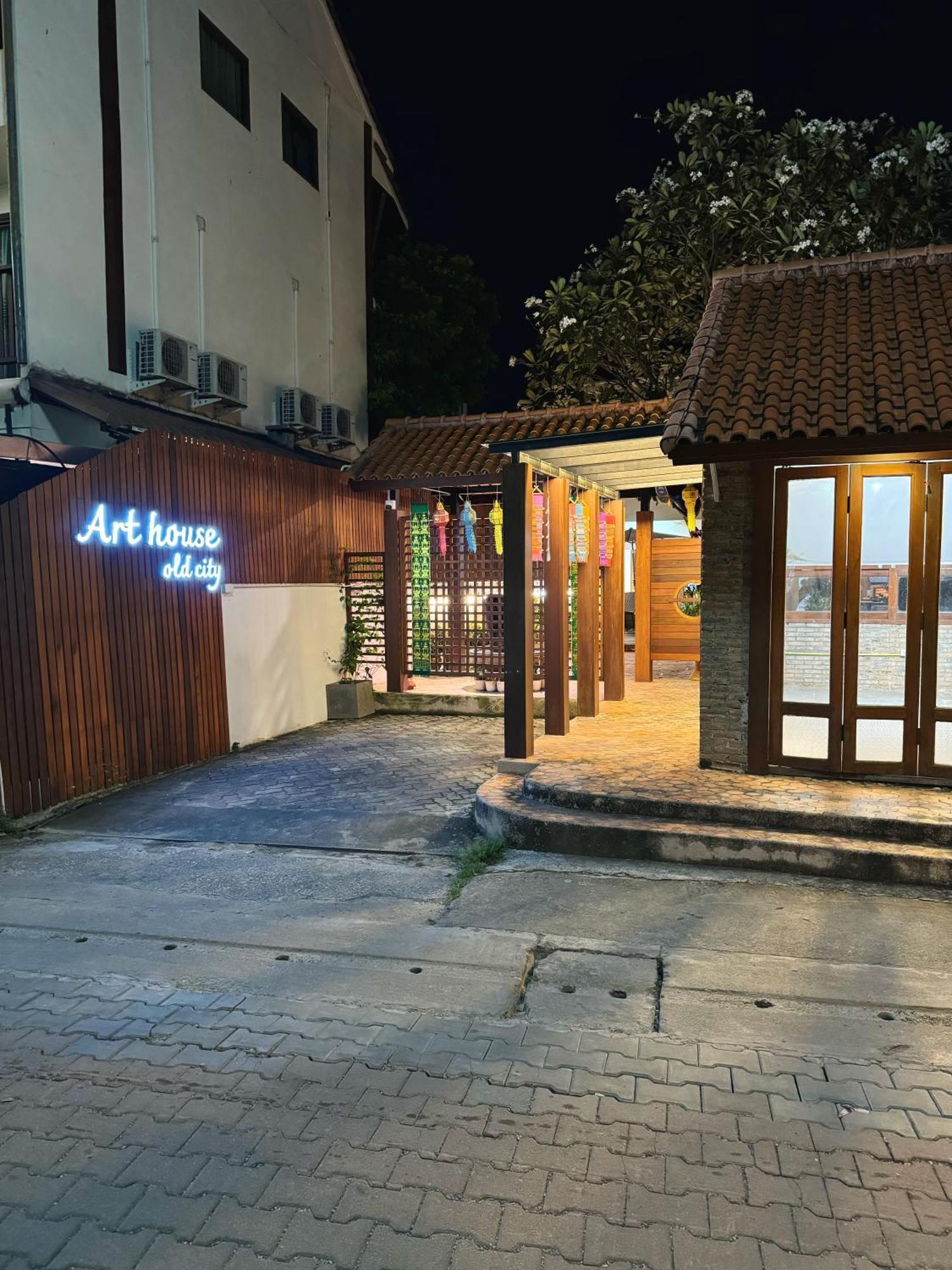 Art House Old City Chiang Mai Exterior foto